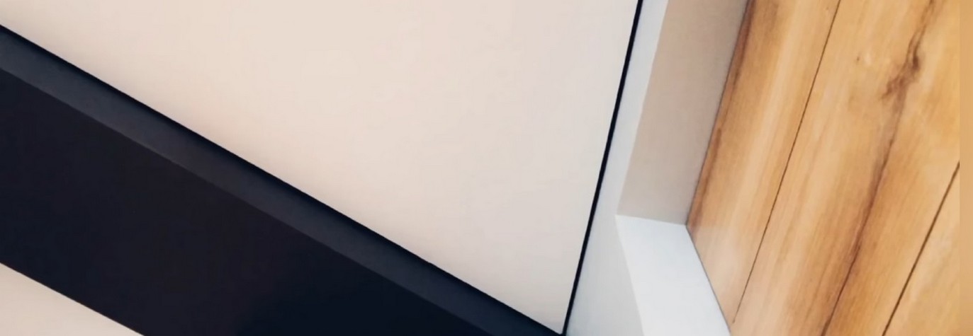 Was sind glänzende Spanndecken genau und wie unterscheiden sie sich von matten Varianten 2026?