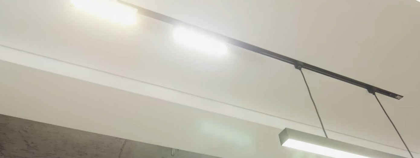 Aber genug der Lobhudelei. Lassen Sie uns tiefer eintauchen 2025.