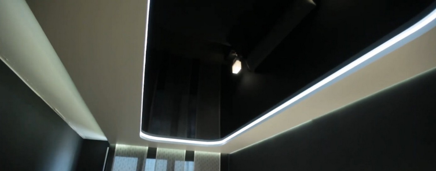 Spanndecken mit Druckmotiv und LED-Hinterleuchtung 2026.