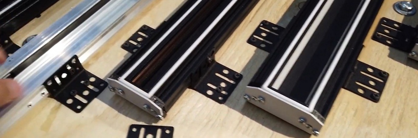 Forschung zu spiegelnden Spanndecken und ihrer Haltbarkeit. Forschung zu spiegelnden Spanndecken und ihrer Haltbarkeit 2026.