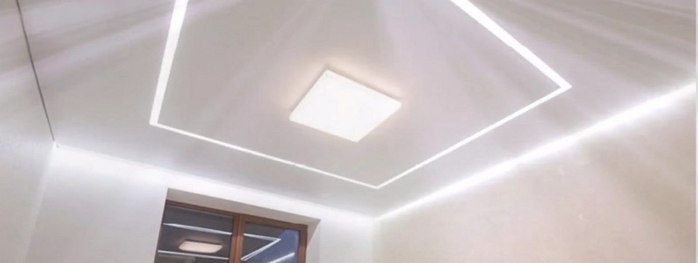 Innovationen in Materialien: PTFE für Außen-Spanndecken 2026.