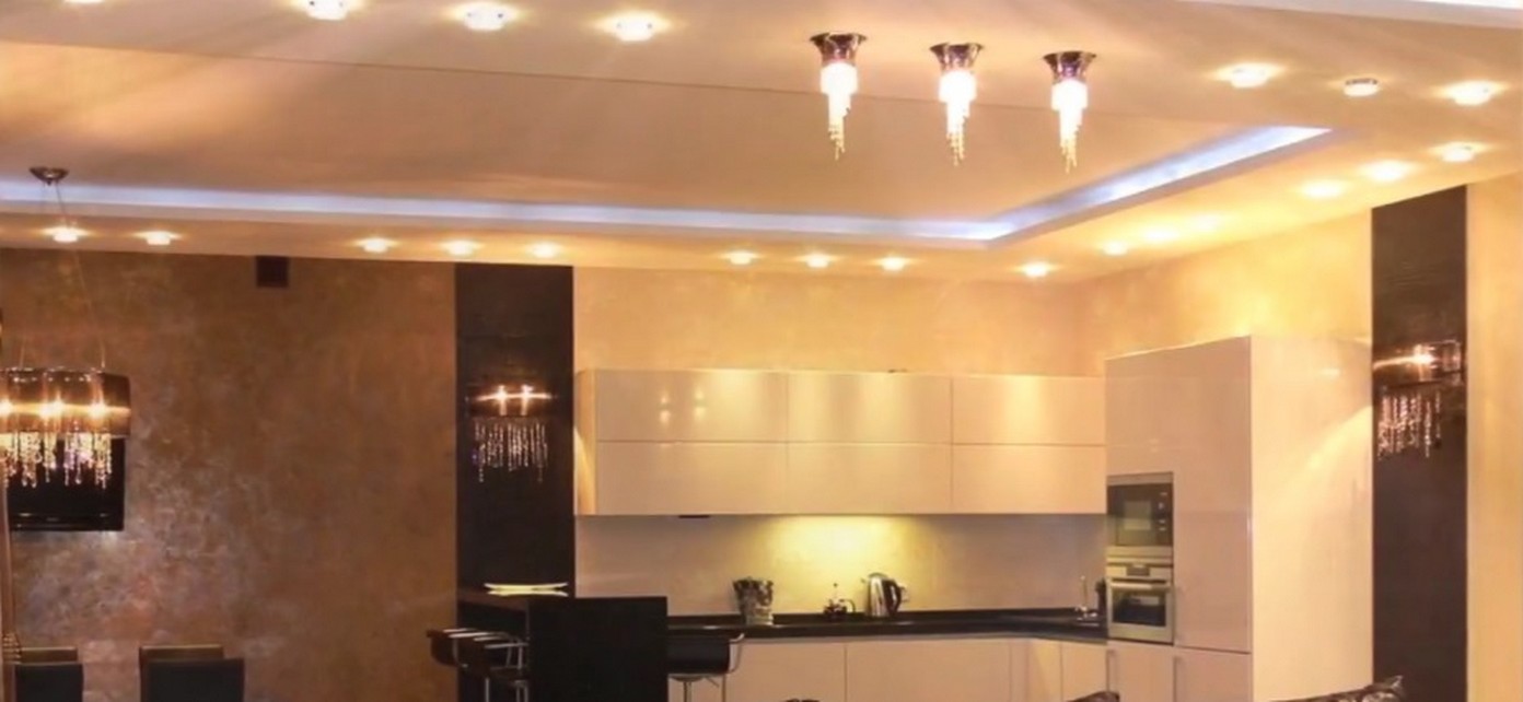 Wie wählt man eine Firma für die Installation von Spanndecken in Köln 2026?