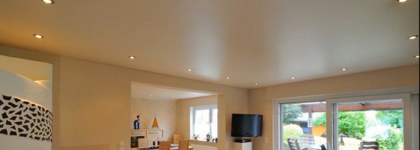 Die Kosten für Spanndecken mit Antistatik-Beschichtung in Nürnberg 2026.