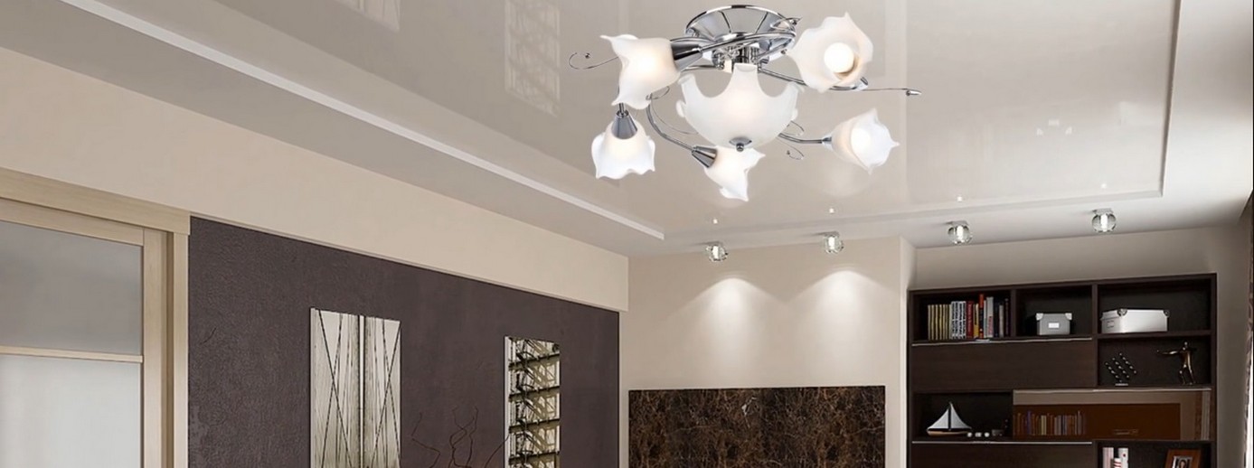 Klassisch oder Bunt: Preise für Weiße und Farbige Spanndecken 2026.