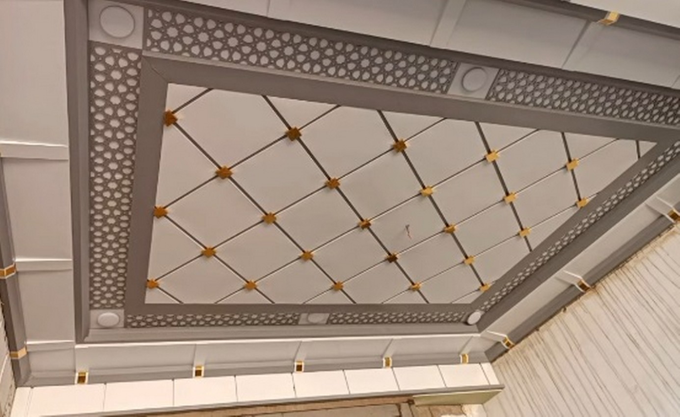 Wie installieren wir Spanndecken in unserem Unternehmen 2026?